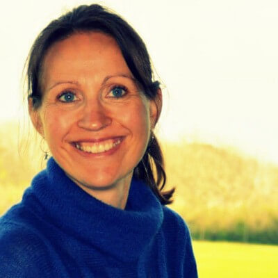 Annette Hansgaard · 51 23 05 02